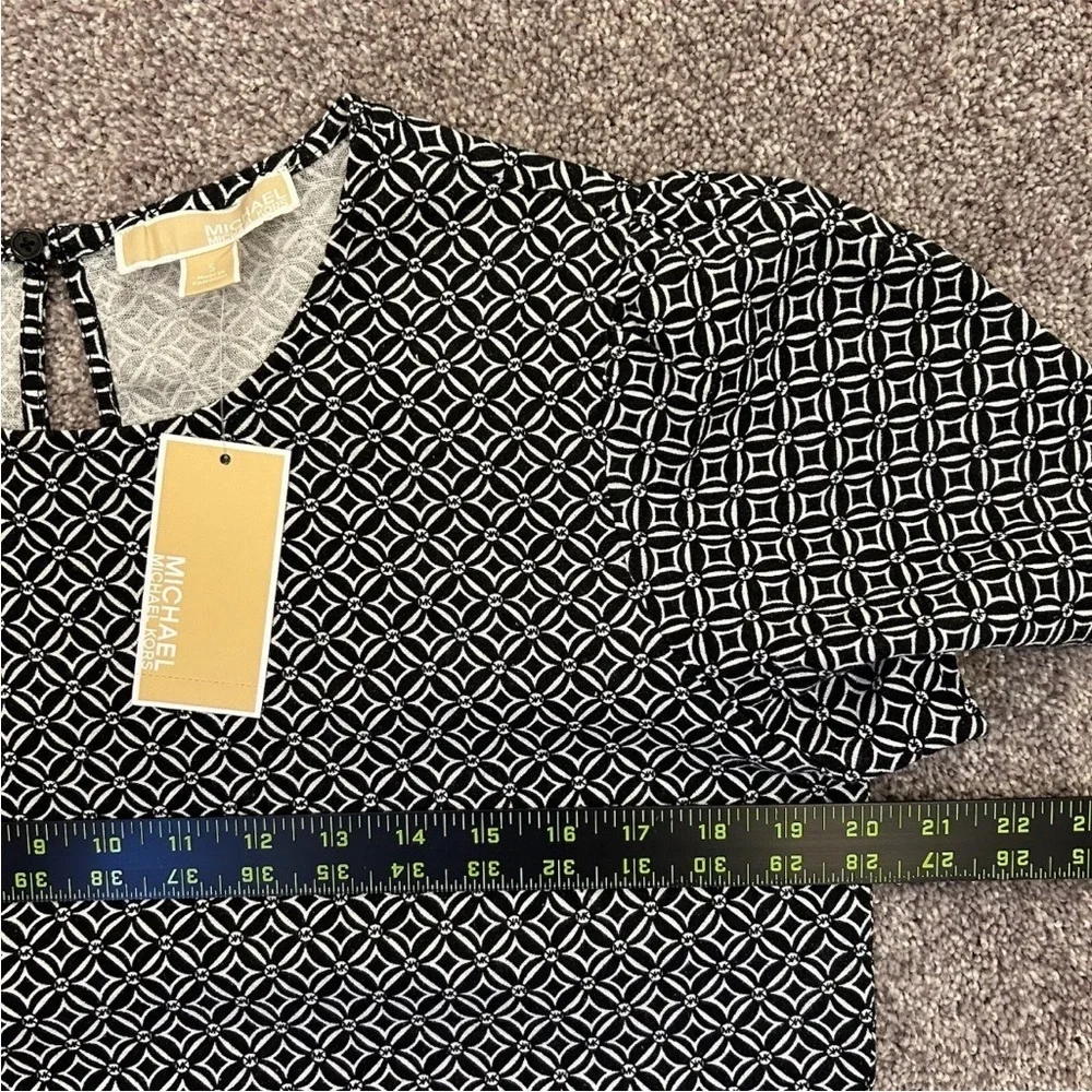 Michael Kors Women's Short Sleeves Crew Neck Linen Blend Top Size S - NWT $88